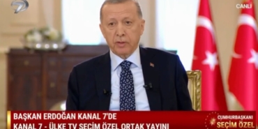 cumhurbaskani-erdogancanli-yayinda-rahatsizlandi_9071_dhaphoto2