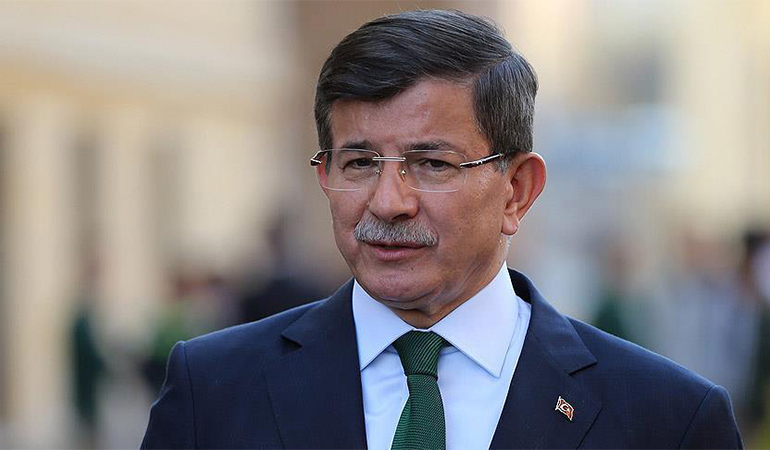 Ahmet Davutoğlu, Gelecek Partisi’nin yerel seçimde çıkaracağı adayları açıkladı
