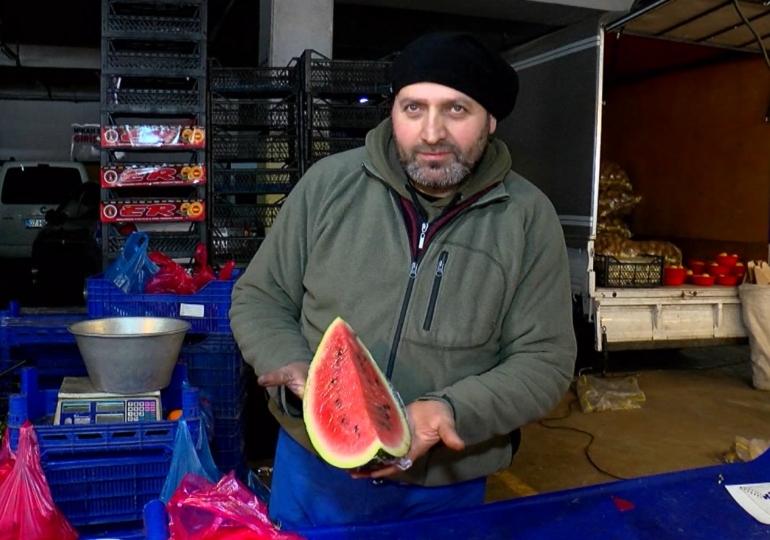 Karpuz tezgahlarda… Bakın bir dilimi ne kadar