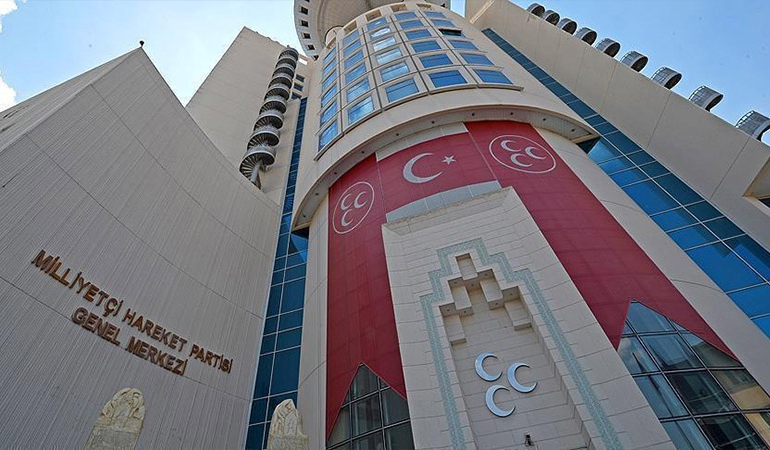 MHP vekil adayı listesini YSK’ya sundu