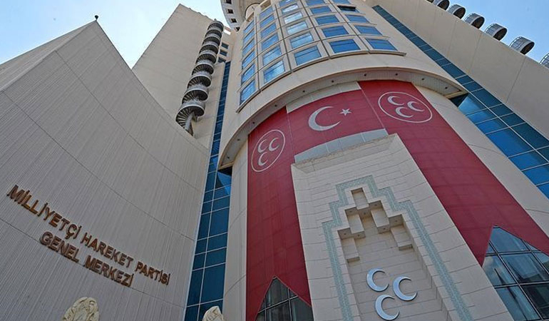 MHP’nin aday listesi belli oldu… Dikkat çeken Olcay Kılavuz kararı
