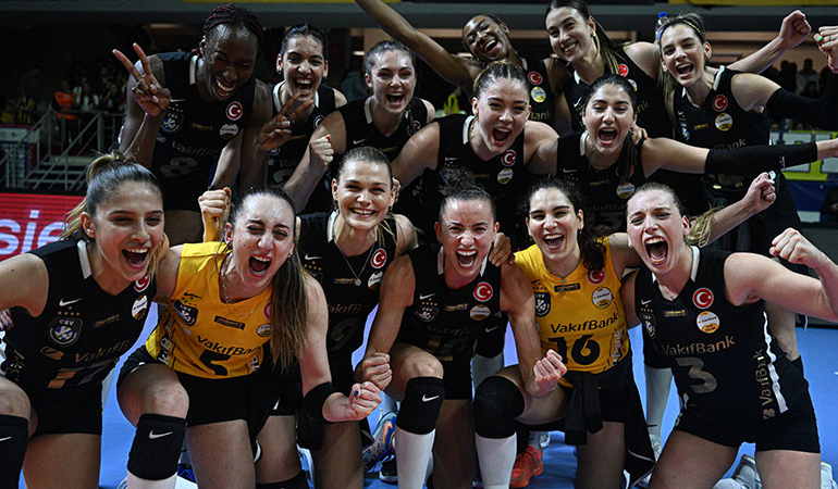 Kadınlar voleybolda şampiyon belli oldu