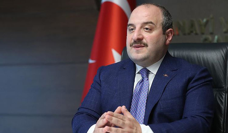 İstiklal Caddesi, Bakan Varank’ın TOGG turu için trafiğe açıldı
