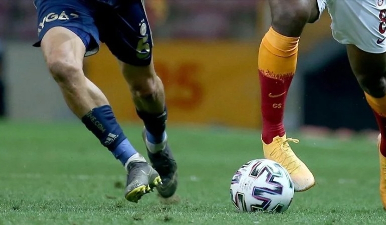 Galatasaray – Fenerbahçe derbisinin tarihi açıklandı