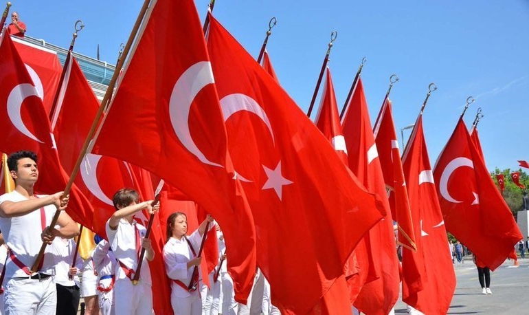 104. yılında gençliğin miras idrakı