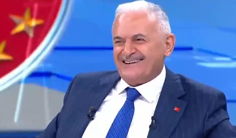 Canlı yayında yarım dakika daha isteyen Binali Yıldırım: Neyse parası veririz
