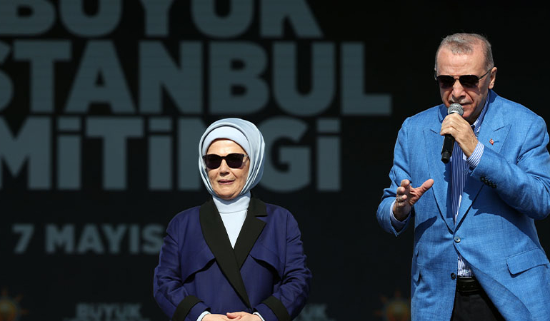 Erdoğan: Benim milletim ayyaşa sarhoşa meydanı bırakmaz