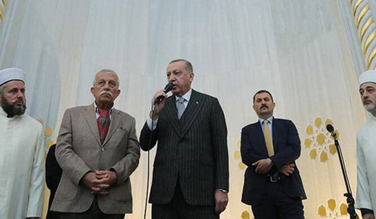 Seçime 2 gün kala Erdoğan’dan camide ‘fetih’ sözleri