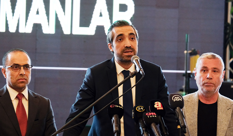 Gelecek Partisi’nde deprem: Kurucu kadrodaki 11 isim istifa etti