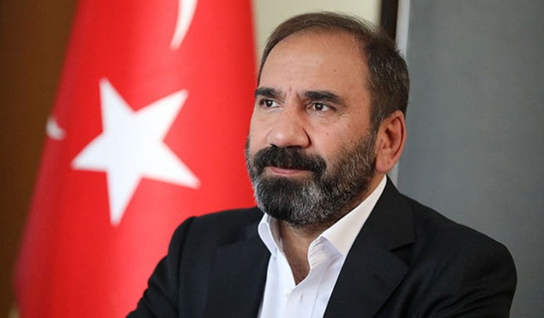 Mecnun Otyakmaz’dan görevi bırakma kararı