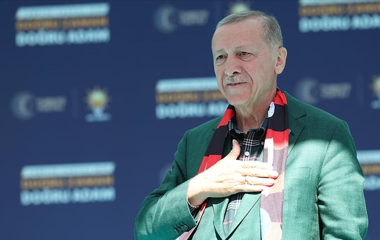 Erdoğan’dan Van’da ‘çözüm süreci’ mesajı: Uzattığımız eli ısıranlar…