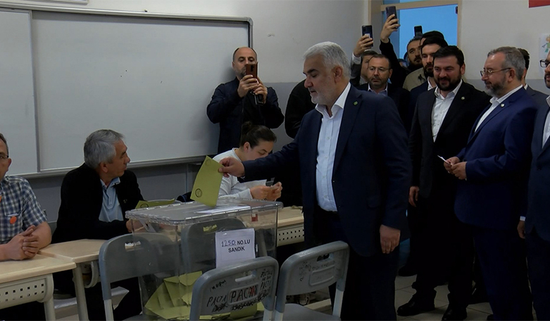 Hüda Par lideri pusulayı düşürdü, oyu belli oldu