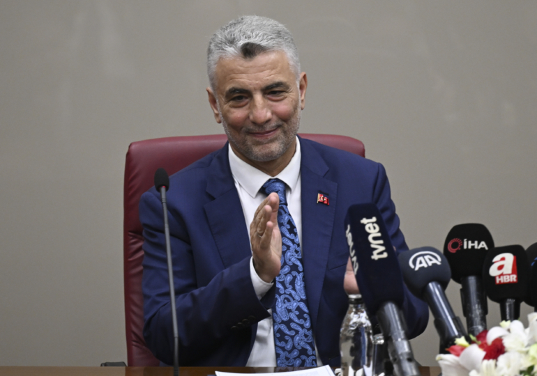 Yeni Ticaret Bakanı Ömer Bolat’tan ‘döviz’ mesajı