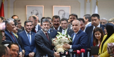 bakan-yumakli-tuketicinin-gidaya-makul-fiyatlarla-erisebilmesine-yogunlasacagiz_6184_dhaphoto1