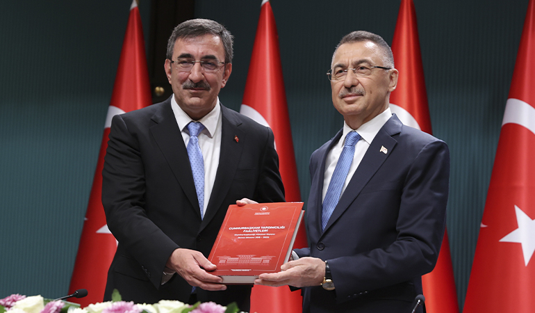 Cevdet Yılmaz: Açık konuşalım, muhalefetten şikayetçi değiliz