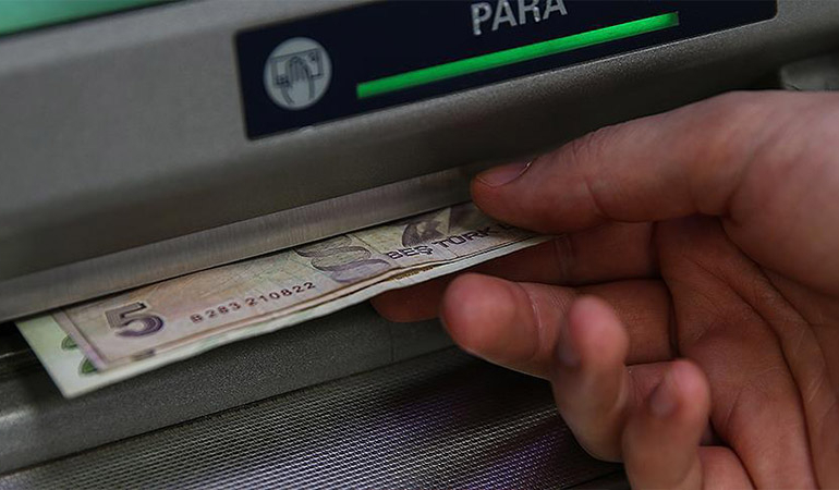 Emekliler için kademeli zam planı