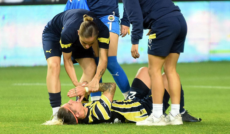 Fenerbahçe’nin kupa finali kamp kadrosu belli oldu