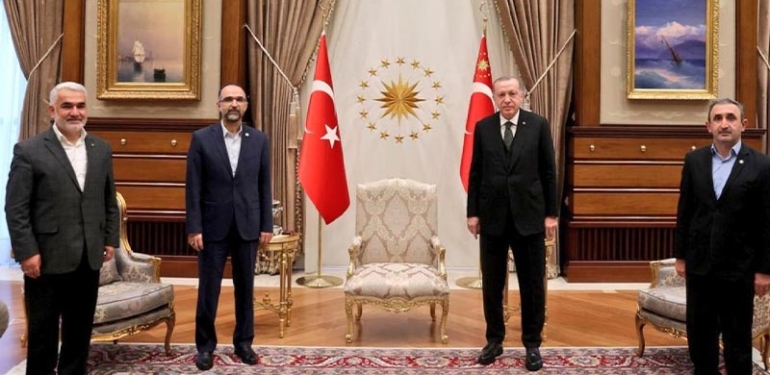 AKP’den vekil olan Hüda Par’lı: Yüzyıllık eski alışkanlıklar terk edilmeli
