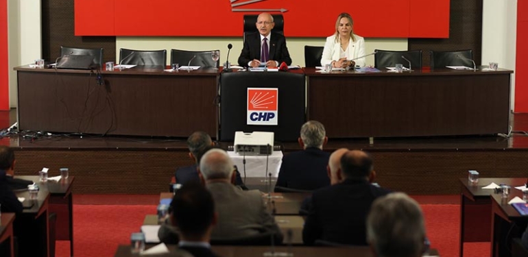 81 başkanla toplantıda neler konuşuldu? ‘Beni aday gösterirseniz…’