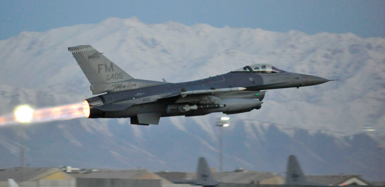 ABD’den Ukraynalı pilotlara F-16 eğitimi