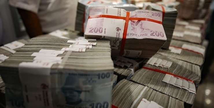 Bankalar kârda zirve yapıyor