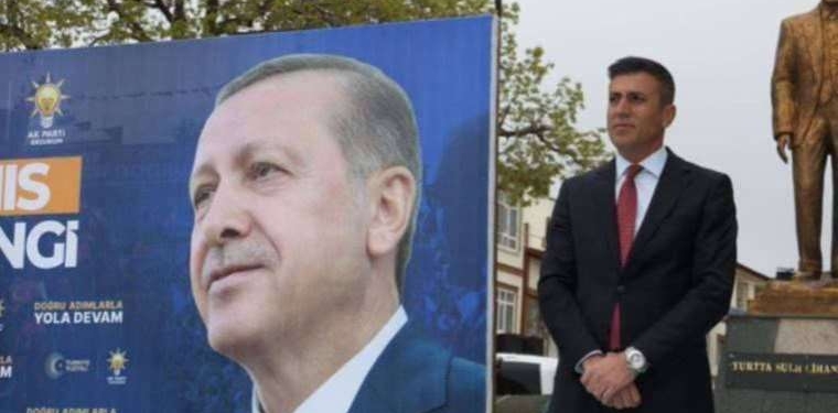 AKP’li belediye başkanı entübe edildi