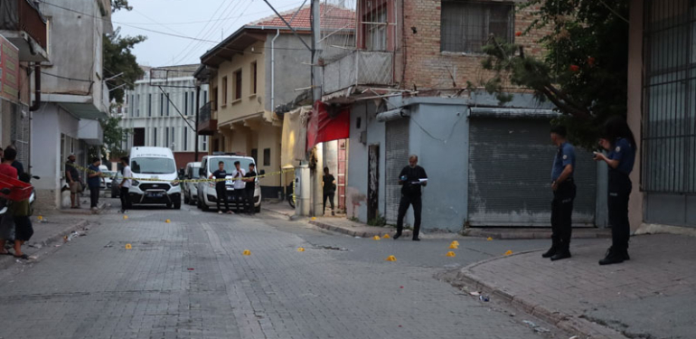 Adana’da silahlı kavga: 2 ölü