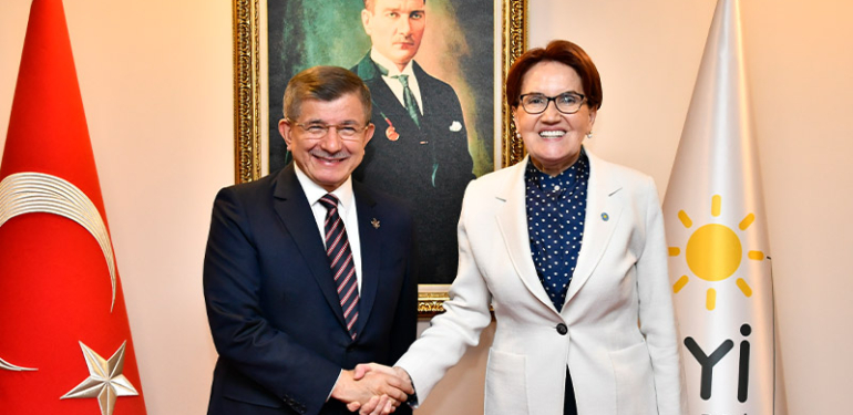 Akşener, Davutoğlu ile görüştü