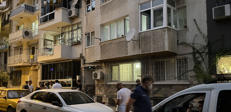 Anne oğul evlerinde ölü bulundu