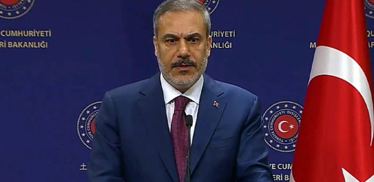 CHP’den Hakan Fidan’a: ‘Kıbrıs adım adım giderken gıkını çıkartmıyor’