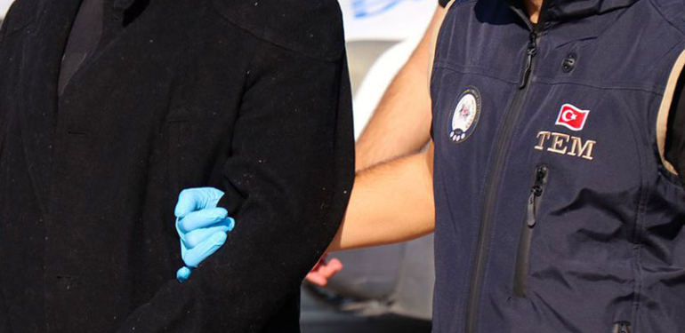 Onlarca kişiyi dolandırmıştı… Sahte istihbaratçı serbest bırakıldı