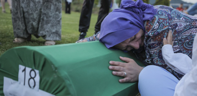 İnsanlık tarihinin derin yarası: Srebrenitsa katliamı