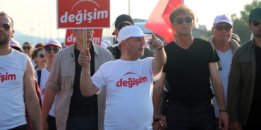 tanju-ozcanin-ankaraya-baslattigi-degisim-ve-adalet-yuruyusunde-ikinci-gun-2-_8976_dhaphoto1