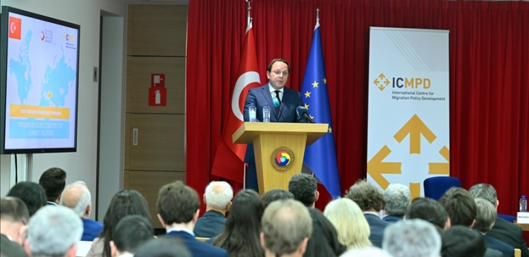 AB’den ‘sığınmacı’ mesajı: Türkiye’ye güveniyoruz