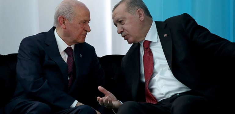 AKP tartışıyor, MHP taş koyuyor… Yeni iddia: Cumhur İttifakı’nda 50+1 sancısı