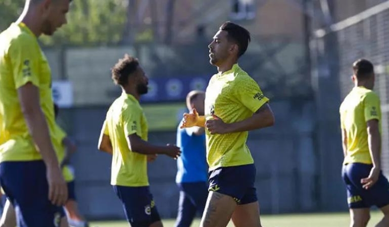 Fenerbahçe’nin Twente maçı kamp kadrosu açıklandı