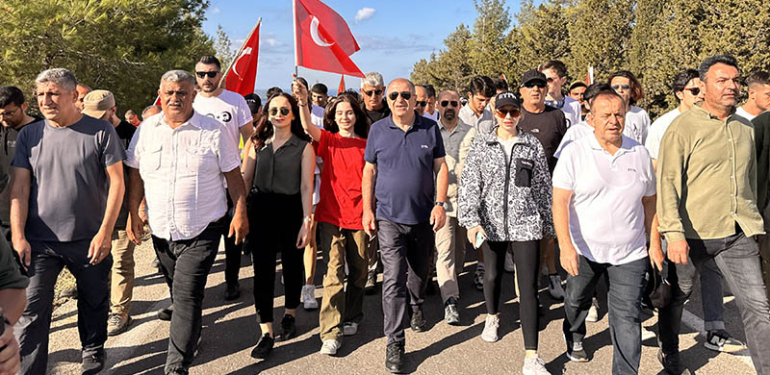 Ümit Özdağ’dan Çanakkale’de ‘Zafer Yürüyüşü’