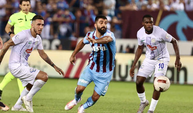 Karadeniz derbisi nefes kesti: 3 puan Çaykur Rizespor’un