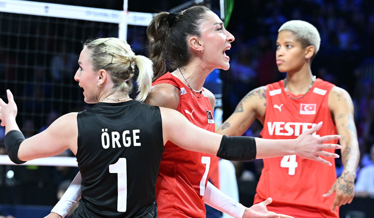 Filenin Sultanları Avrupa’da finalde!