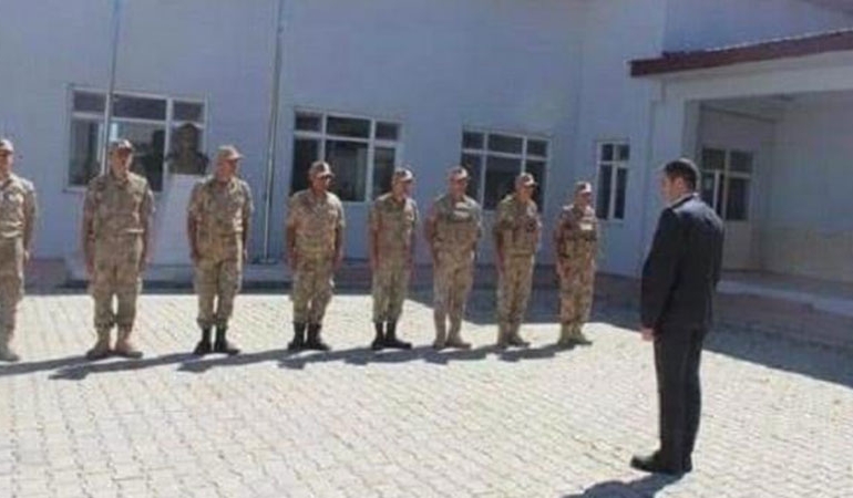 Askeri törenle karşılanmıştı… AKP’de ‘yerel seçim’ istifası