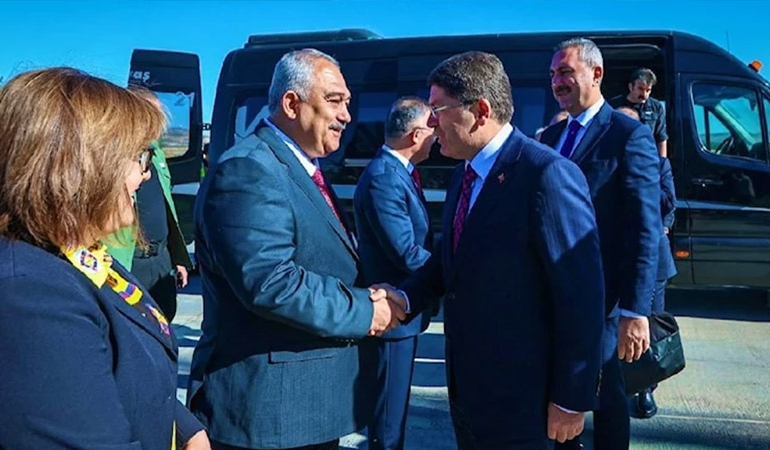 Devlet protokolü AKP’li başkanı bağlamıyor! 681’den geldi 2. sıraya yerleşti