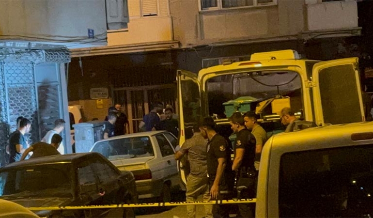 Depremde hasar alan binanın yıkımıyla başlayan tartışma cinayetle bitti