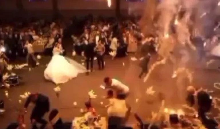 2 gün 2 gece süren düğünde 6,9 milyon liralık takı takıldı