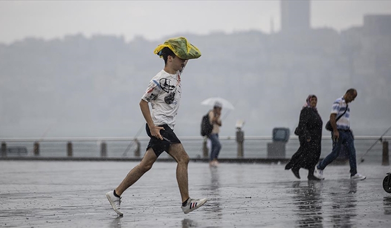 AKOM’dan İstanbul için uyarı: Saat verdi…