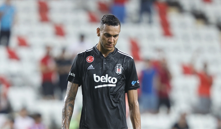 Josef de Souza’dan Galatasaray taraftarını kızdıran paylaşım