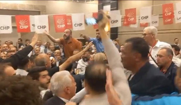 Yine CHP kongresi yine kavga… Bu kez Konya