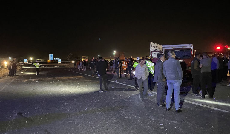 Konya’da zincirleme kaza: Ölü ve yaralılar var