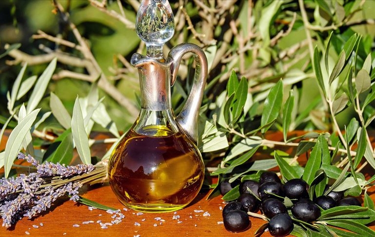 Üretiyoruz ama tüketemiyoruz! Zeytinyağı ülkesi Türkiye’de fiyatlar, Avrupa’yı aştı!