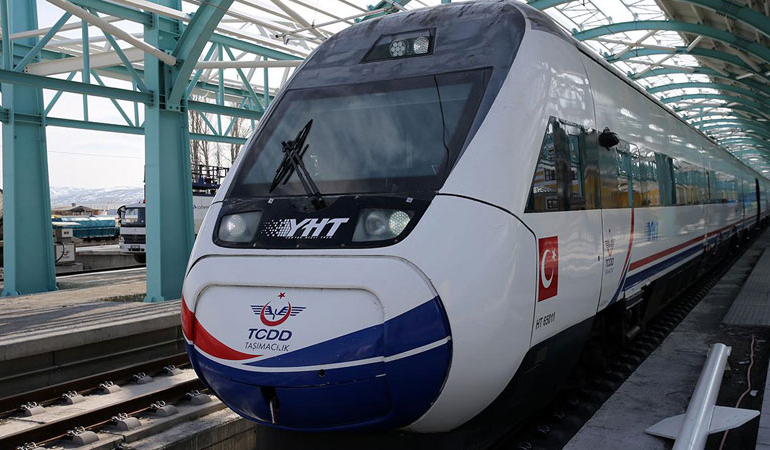 Ankara-İstanbul YHT seferleri 30 dakika kısalacak