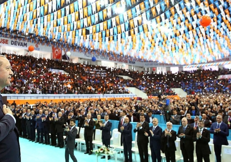 AKP içinde tartışma yaratacak sözler… Kim bu ‘yaltaklanmacılar’ ve ‘oligarklar’?